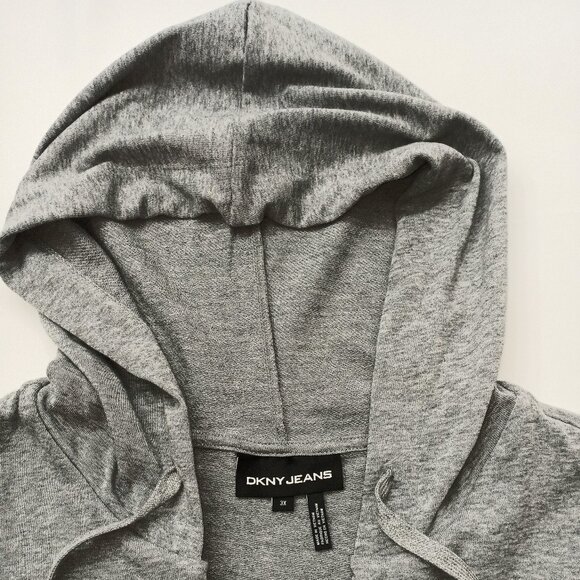 DKNY Active Gray Fleece Lady Liberty Hooded Poncho Topper. Plus Size 3X - Picture 7 of 9